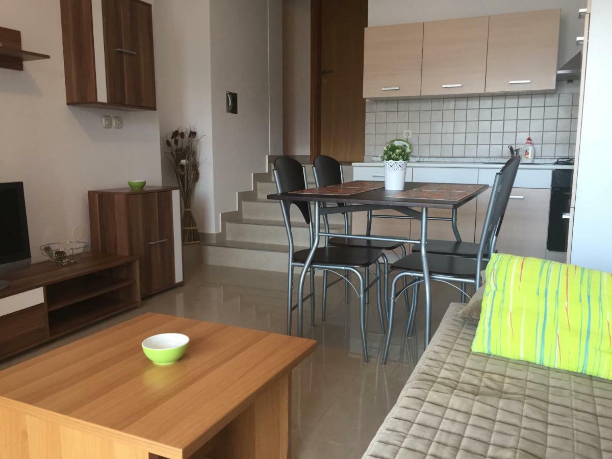 Aurora Apartment Pag Town Luaran gambar